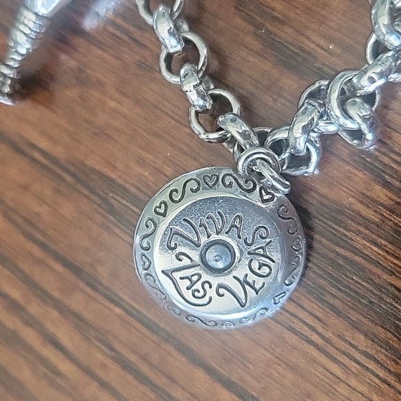 Vintage Brighton Las Vegas Nevada Charm Bracelet - EUC - K - Picture 8 of 13